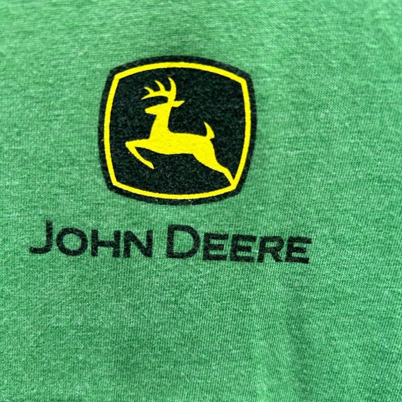 Men’s t shirt. FITS LIKE A LARGE! Soft and comfy. Beautiful image on back. - Picture 2 of 5